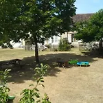 La Vendange Family Gibourne