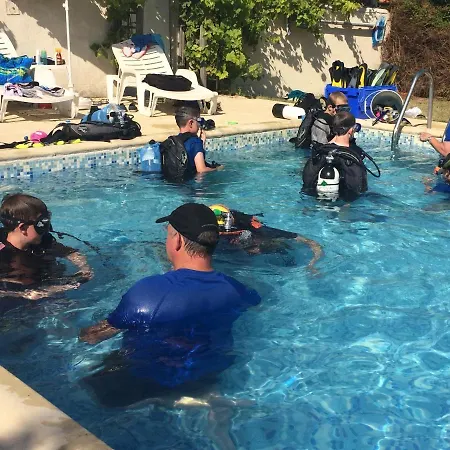 בית נופש La Vendange Family Gibourne