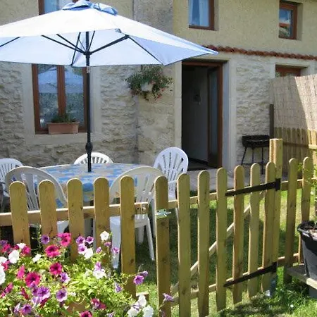 בית נופש La Vendange Family Gibourne