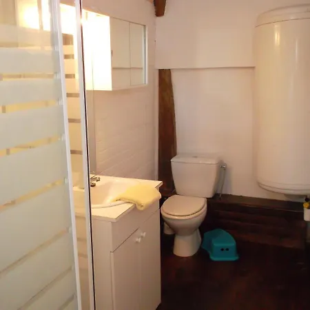 בית נופש La Vendange Family *