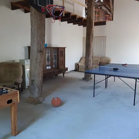 בית נופש La Vendange Family *