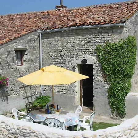 Holiday home La Vendange Family Gibourne