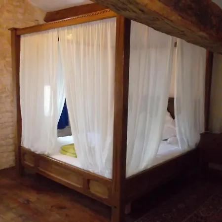 La Vendange Family בית נופש Gibourne