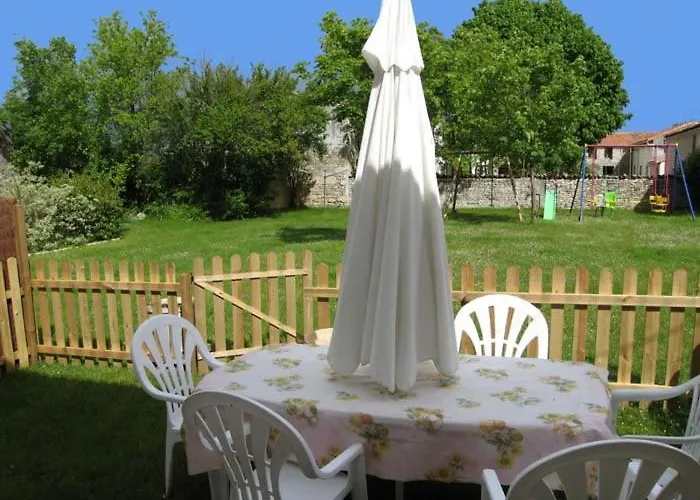 La Vendange Family * Gibourne